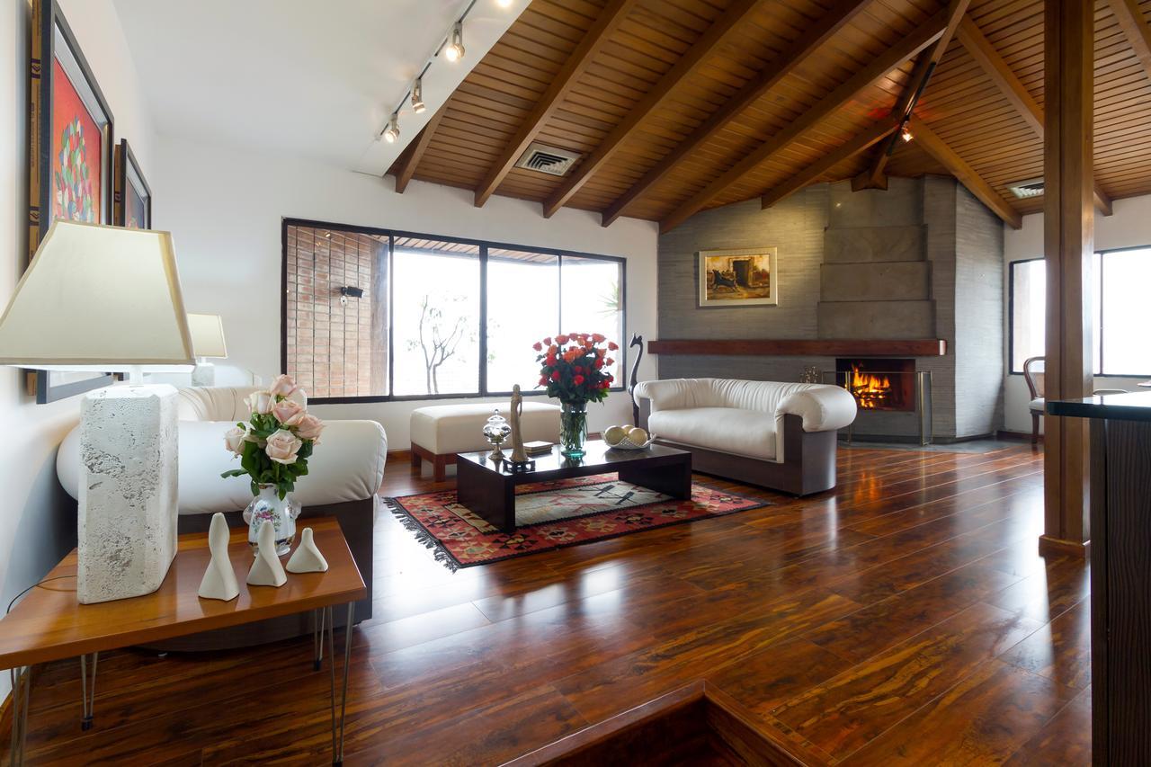 The Penthouse Lodge Quito Exterior foto